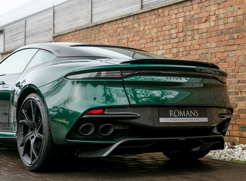 Aston Martin DBS Superleggera 21