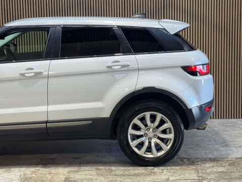 Land Rover Range Rover Evoque 2.0 Range Rover Evoque SE eD4 5dr 32