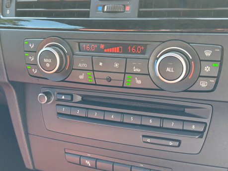 BMW M3 4.0 V8 Convertible 2dr Petrol DCT Euro 5 (420 ps) 31