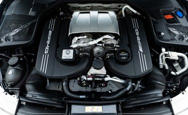 Mercedes-Benz C63 S Final Edition 32