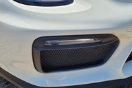 Porsche Cayman GT4 11