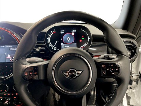 Mini Hatch 1.5 Cooper Sport Hatchback 3dr Petrol Steptronic Euro 6 (s/s) (136 ps) 13
