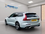 Volvo V60 2.0 B4 MHEV R-Design Auto Euro 6 (s/s) 5dr 8