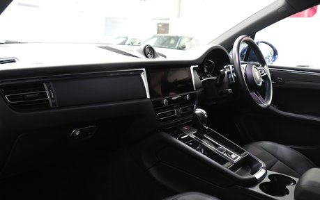 Porsche Macan PDK - 1 Owner - Full Porsche Service History - VAT Q 4