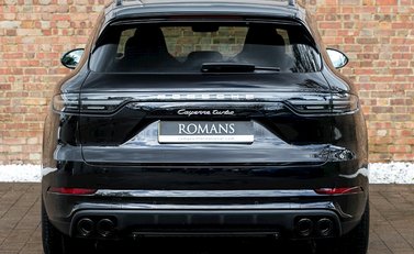 Porsche Cayenne Turbo (New Model) 7