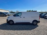 Peugeot Expert MWB L2H1 Low Roof Premium Air Con Sensors EURO 6 NO VAT 1