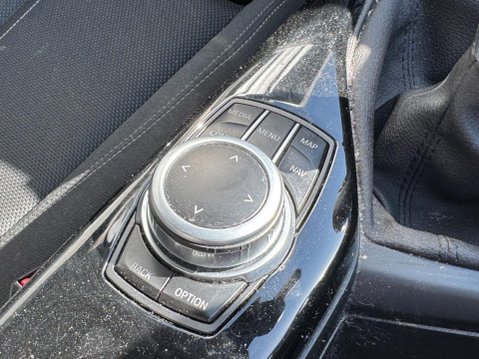 BMW 1 Series 1.5 118i Sport Euro 6 (s/s) 5dr 23