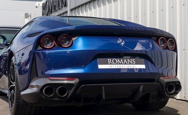 Ferrari 812 Superfast 28
