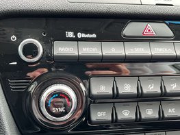 Kia Sportage 1.6 Sportage Platinum Edition ISG 5dr 44