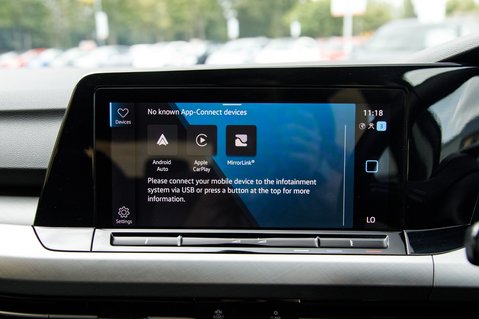 Volkswagen Golf LIFE ETSI DSG 31