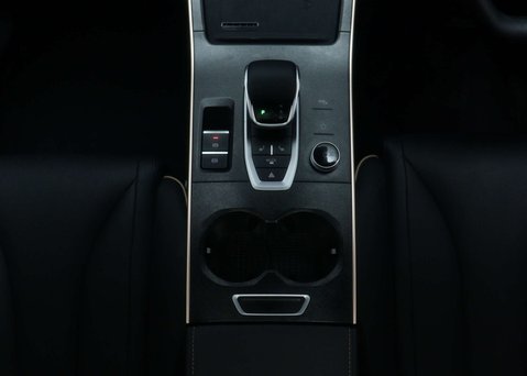 OMODA 5 1.6 5 Noble Auto 5dr 21