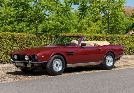 Aston Martin V8 Volante EFi