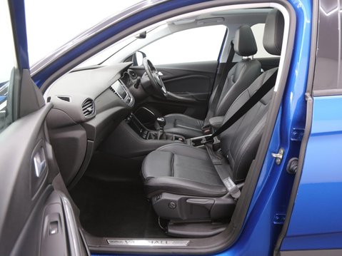Vauxhall Grandland X 1.2 Turbo Elite Nav Euro 6 (s/s) 5dr 22
