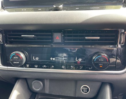 Nissan Qashqai 1.3 Qashqai N-Connecta DiG-T MHEV 5dr 47
