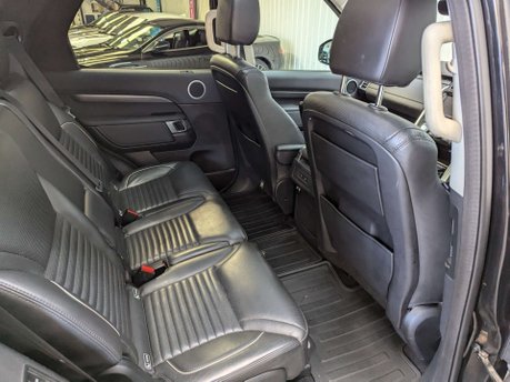 Land Rover Discovery 3.0 Discovery HSE TD6 Auto 4WD 5dr 59