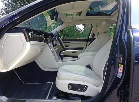 Bentley Mulsanne Mulliner 16