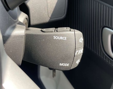 Dacia Spring Spring Expression EV 5dr (26.8 KWH) 45 BHP MODEL 45