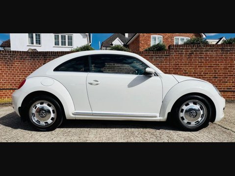Volkswagen Beetle 2.0 TDI Design Hatchback 3dr Diesel DSG Euro 5 (140 ps) 5