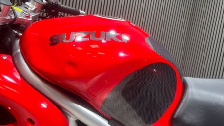 Suzuki SV650 2001 RUNNING PROJECT BIKE SPARES OR REPAIR 650CC A2 26