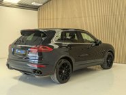 Porsche Cayenne 3.0 Cayenne V6 D Tiptronic S 4WD 5dr 16