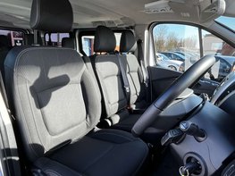 Renault Trafic 2.0 Trafic Sport Energy dCi 5dr 57