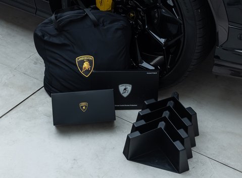 Lamborghini Urus PERFORMANTE 48