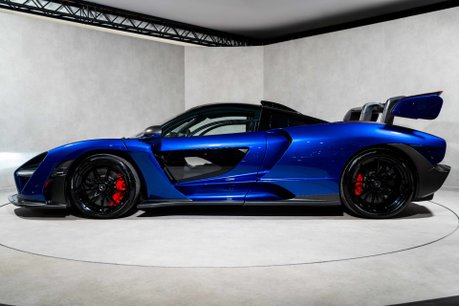 McLaren Senna 1 OWNER CAR. ELITE PAINTWORK. BOWERS & WILKINS. LIFT SYSTEM 10