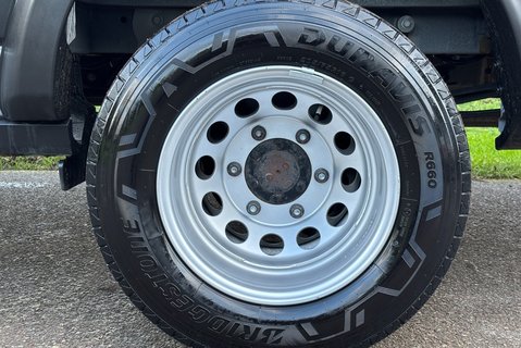 Ford Transit 500 Leader L4H3 170ps Panel Van - Air Con / Heated Seats 33