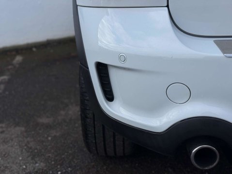 Mini Countryman 2.0 Cooper SD Auto ALL4 Euro 5 5dr 37