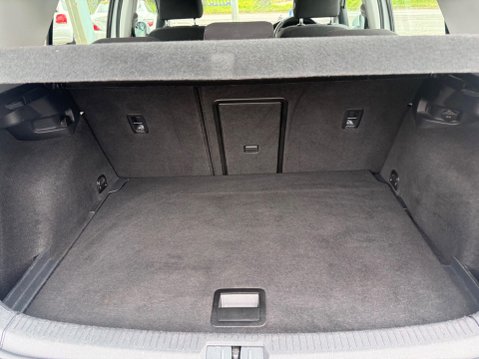 Volkswagen Golf 1.4 TSI SE Nav Euro 6 (s/s) 5dr 37