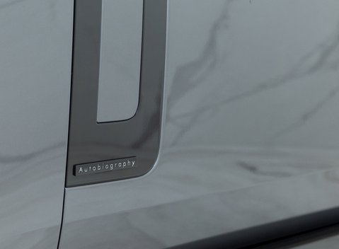 Land Rover Range Rover P400 Autobiography 24