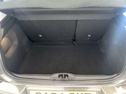 Citroen C3 1.2 PureTech PLUS Hatchback 5dr Petrol Manual Euro 6 (s/s) (83 ps) 17