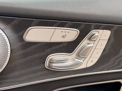 Mercedes-Benz GLC 2.1 GLC250d AMG Line (Premium Plus) G-Tronic 4MATIC Euro 6 (s/s) 5dr 26
