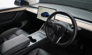 Tesla Model Y LONG RANGE AWD Enhanced Autopilot Auto Park & Summon Deep Blue Metallic 2