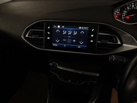 Peugeot 308 1.2 PureTech GPF Allure Euro 6 (s/s) 5dr 24