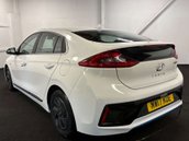 Hyundai IONIQ 1.6 IONIQ Premium FHEV Semi-Auto 5dr 4