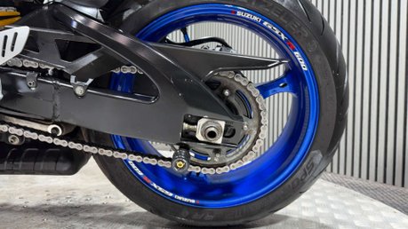 Suzuki GSX-R GSXR600 2008 K7 ONLY 14K NEW MOT 600CC SUPER SPORT 16