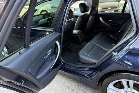 BMW 3 Series 320D XDRIVE SE TOURING -£6K EXTRAS - PRO NAV -CAMERA - AUTOMATIC  28