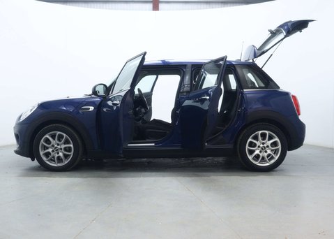 Mini Hatch 1.5 Cooper D Hatchback 5dr Diesel Auto Euro 6 (s/s) (116 ps) 57
