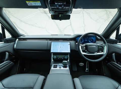 Land Rover Range Rover P530 SV 27