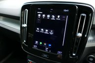 Volvo XC40 2.0 XC40 R-Design T4 AWD Auto 4WD 5dr 28