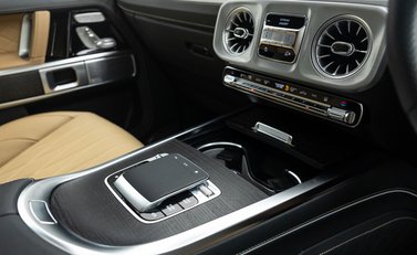 Mercedes-Benz G Class G580 with EQ-TECHNOLOGY 24