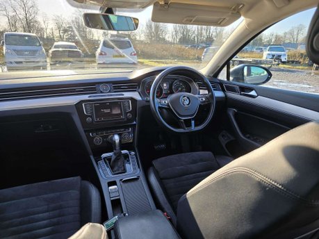 Volkswagen Passat 2.0 TDI BlueMotion Tech GT Saloon 4dr Diesel DSG Euro 6 (s/s) (150 ps) 23