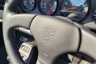 Porsche 911 CARRERA 2 42