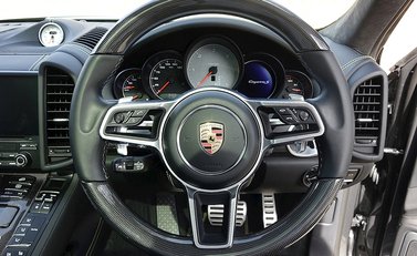 Porsche Cayenne S Diesel 7
