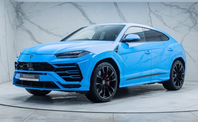 Lamborghini Urus V8