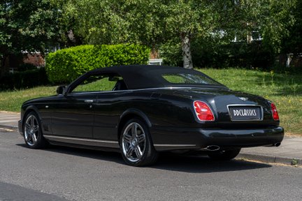 Bentley Azure T 8