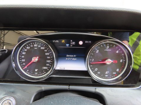 Mercedes-Benz E Class 2.0 E220d AMG Line (Premium) Cabriolet G-Tronic+ Euro 6 (s/s) 2dr 11