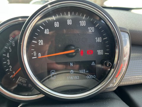 Mini Hatch 1.5 COOPER 21