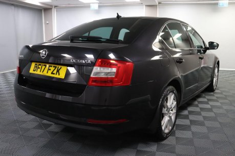 Skoda Octavia SE L TSI DSG 11